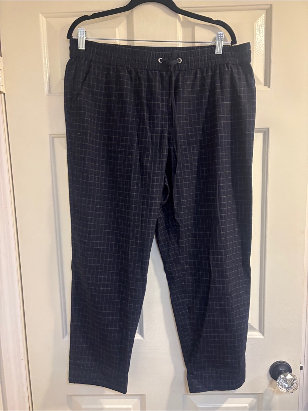 LOFT Men's Black Windowpane Drawstring Joggers